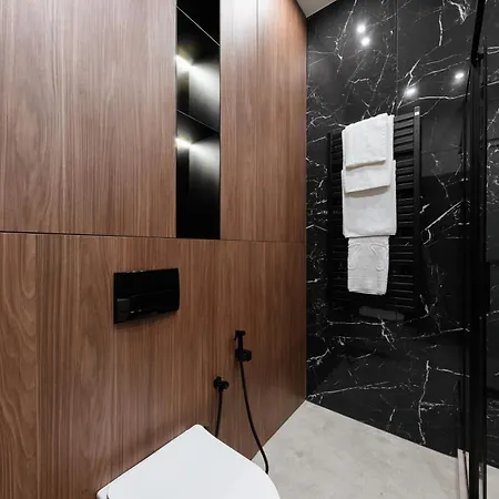 Luxury Budapest أوزهورود