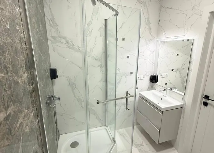 Luxury Budapest Apartment Uzhhorod