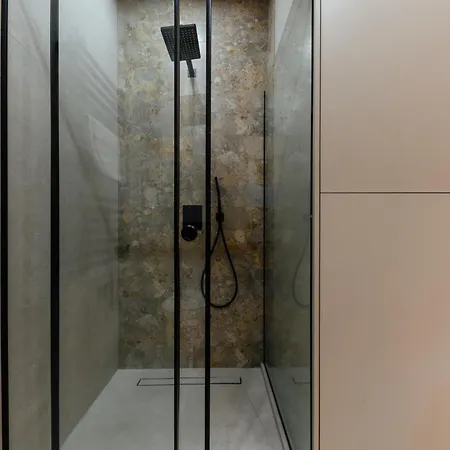Luxury Budapest Oezjhorod
